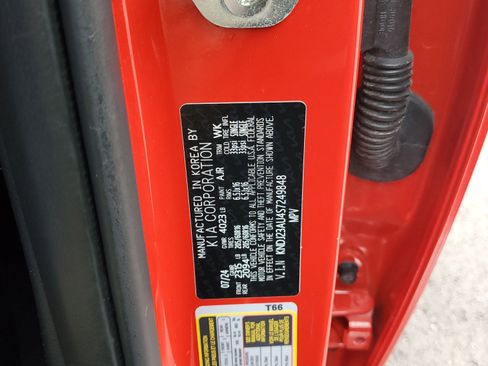 Used 2025 Kia Soul LX w/ LX Technology Package image 24