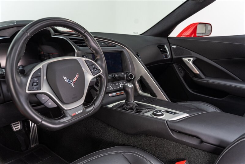 Used 2018 Chevrolet Corvette Z06 RWD image 80