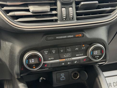 Used 2021 Ford Escape SE w/ Convenience Package AWD/4WD image 19