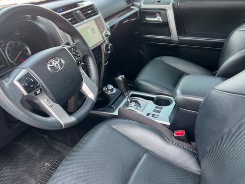 Used 2021 Toyota 4Runner Limited AWD/4WD image 11