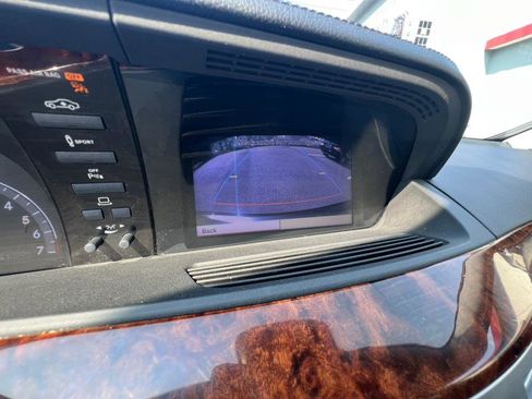 Used 2013 Mercedes-Benz S 550 4MATIC image 13