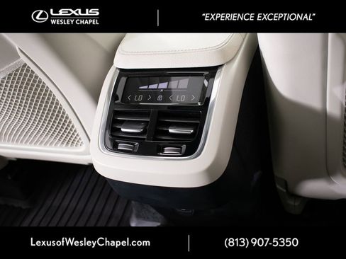 Used 2022 Volvo XC90 T5 Momentum w/ Advanced Package FWD image 25