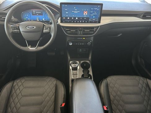 Certified 2023 Ford Escape SE w/ PHEV Premium Package FWD image 12