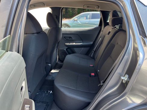 Used 2025 Nissan Kicks S FWD image 31