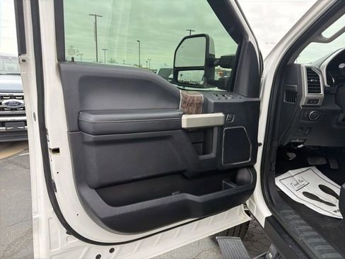 Used 2018 Ford F350 Lariat w/ Lariat Ultimate Package image 22