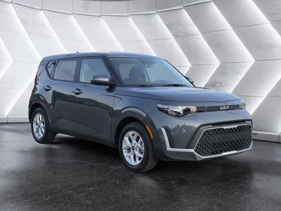 Used 2025 Kia Soul LX w/ LX Technology Package