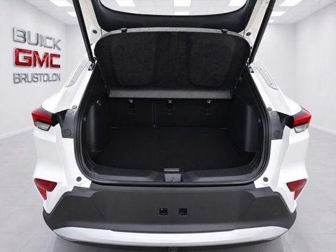 New 2026 Buick Envista Sport Touring w/ Convenience I Package FWD image 10