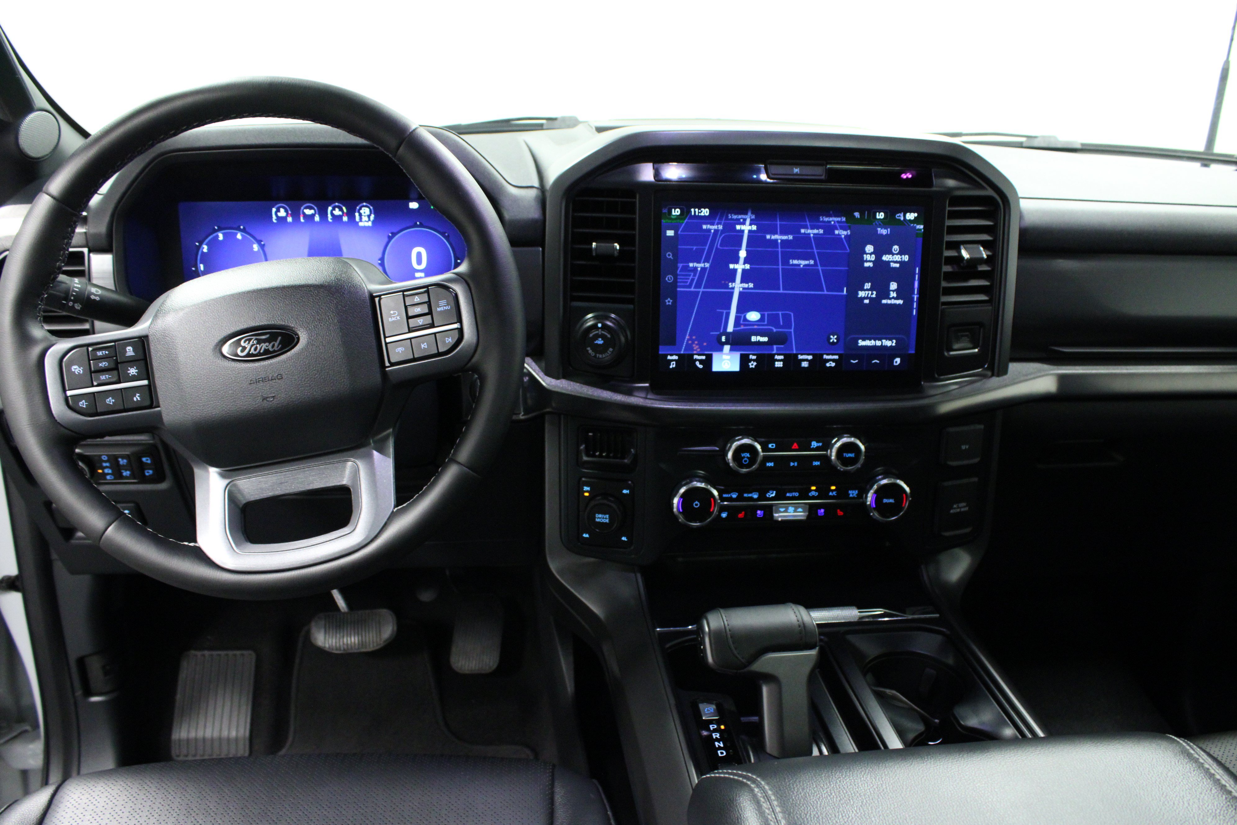 Used 2025 Ford F150 Lariat AWD/4WD image 19