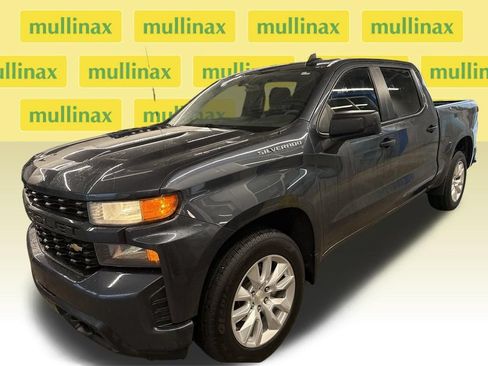 Used 2021 Chevrolet Silverado 1500 Custom RWD image 2