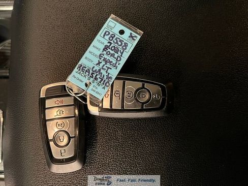 Used 2024 Ford Expedition XLT AWD/4WD image 51