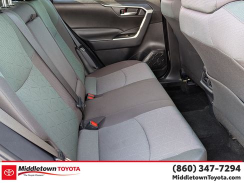 Certified 2025 Toyota RAV4 XLE AWD/4WD image 33