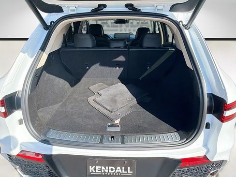 Used 2025 Genesis GV70 2.5T image 25