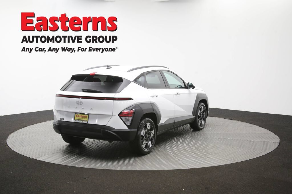 Used 2025 Hyundai Kona SEL FWD image 44