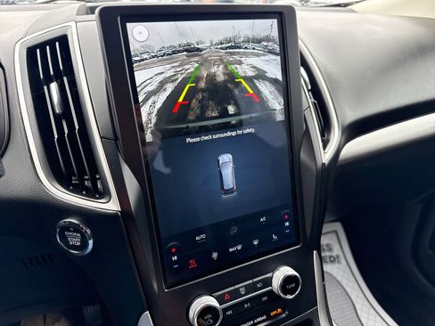 Used 2024 Ford Edge SEL w/ Convenience Package image 31