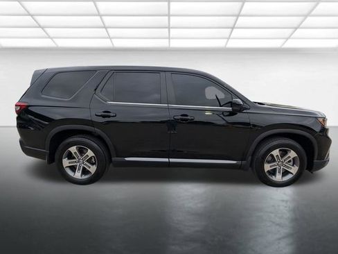 Used 2025 Honda Pilot EX-L image 32