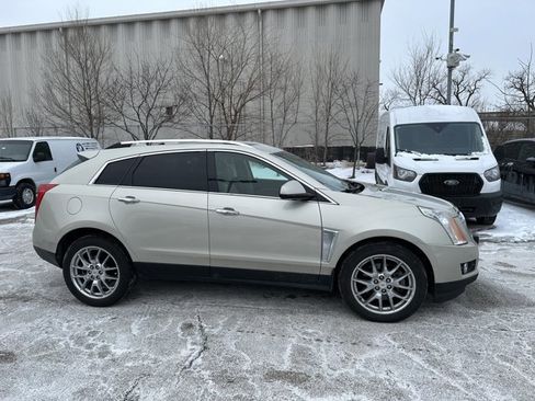 Used 2014 Cadillac SRX Premium image 4