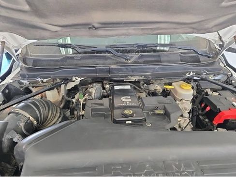 Used 2024 RAM 3500 Tradesman w/ Chrome Appearance Group AWD/4WD image 13