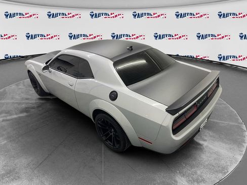 Used 2021 Dodge Challenger R/T Scat Pack image 10