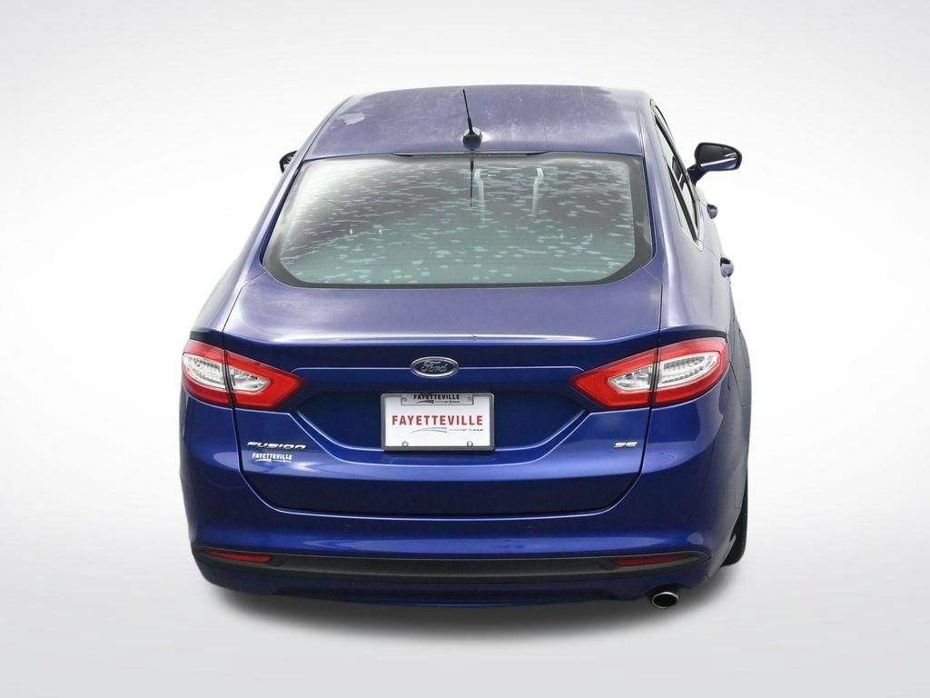 Used 2016 Ford Fusion SE FWD image 27