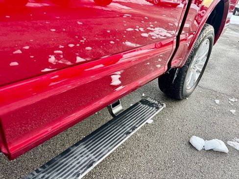 Used 2016 Ford F150 Platinum w/ Equipment Group 701A Luxury image 10