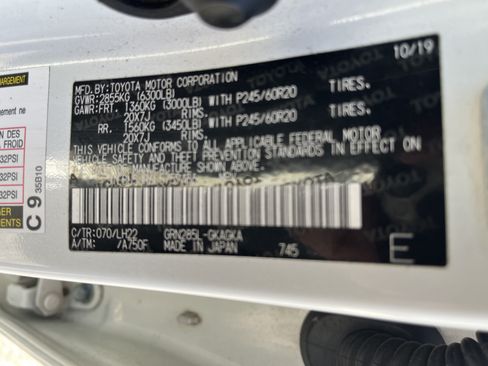 Used 2020 Toyota 4Runner Nightshade AWD/4WD image 27
