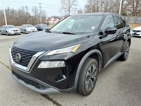 Used 2021 Nissan Rogue SV image 3