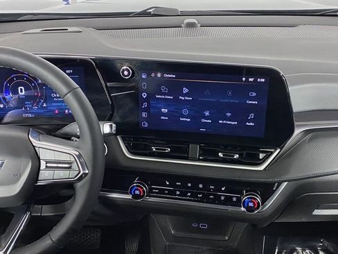 Certified 2025 Chevrolet Equinox LT w/ Convenience Package II AWD/4WD image 19