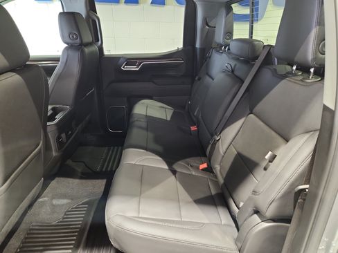 Used 2024 Chevrolet Silverado 1500 RST w/ Convenience Package II AWD/4WD image 18