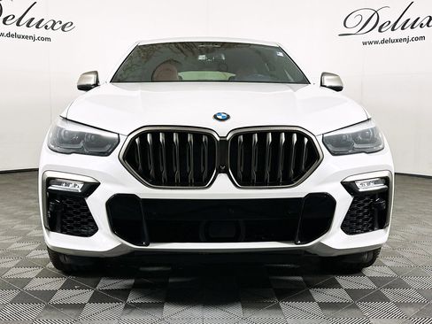 Used 2021 BMW X6 M50i AWD/4WD image 2