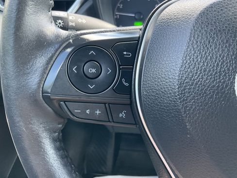 Used 2023 Toyota Corolla Cross SE image 7