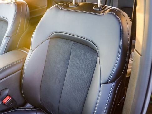 New 2025 Jeep Grand Cherokee Altitude image 53