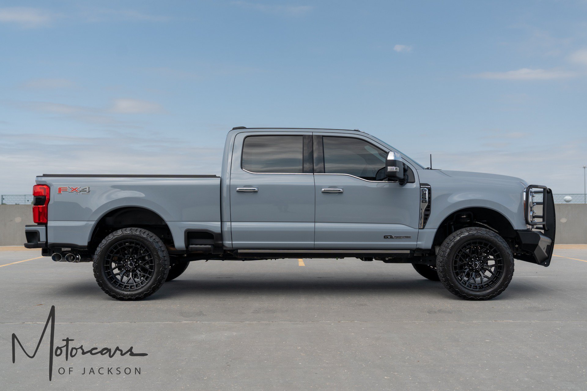 Used 2024 Ford F250 Platinum AWD/4WD image 9