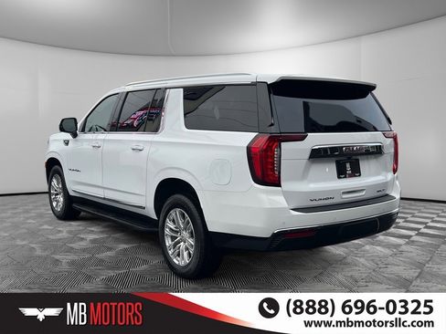 Used 2023 GMC Yukon XL SLT image 8