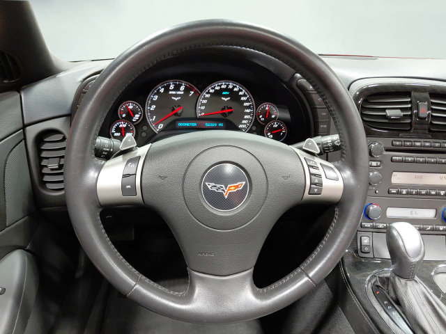 Used 2010 Chevrolet Corvette Convertible w/ Preferred Equipment Group RWD image 21