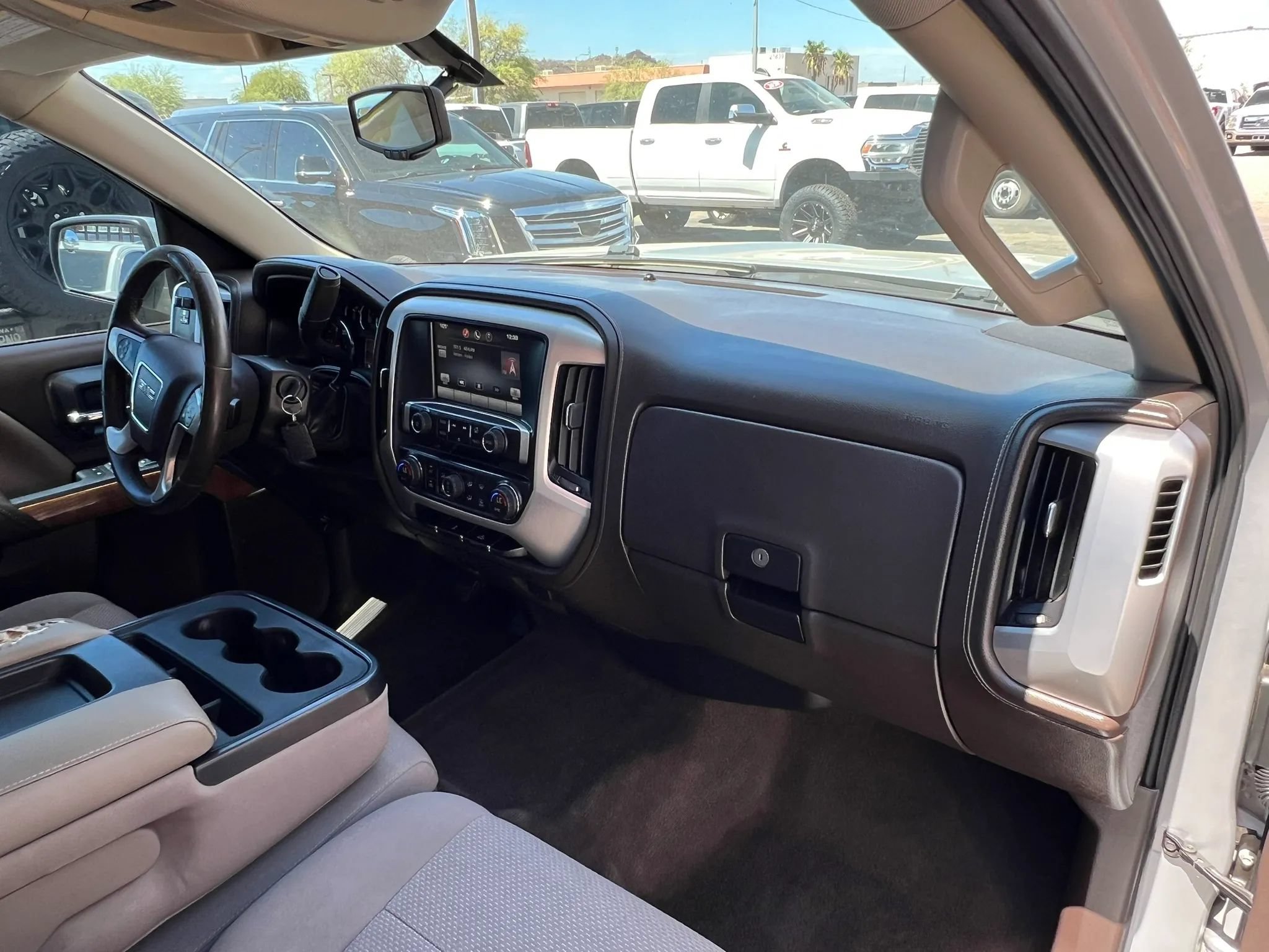 Used 2014 GMC Sierra 1500 SLE w/ SLE Value Package RWD image 19