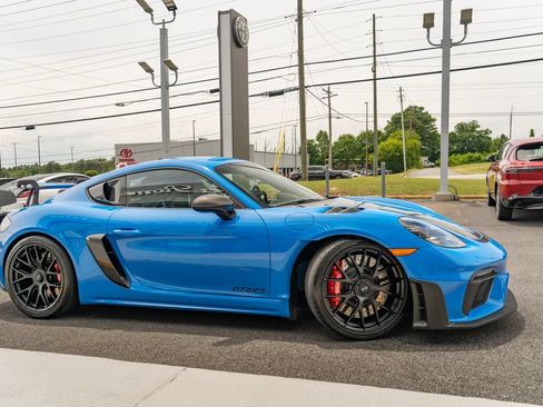 Used 2024 Porsche 718 Cayman GT4 RS w/ Weissach Package RWD image 13