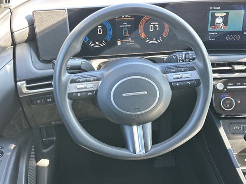 Used 2025 Hyundai Tucson SEL FWD image 25