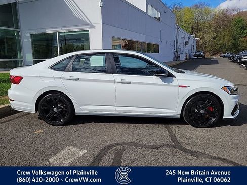 Certified 2021 Volkswagen Jetta GLI Autobahn w/ GLI Autobahn Black Package FWD image 33