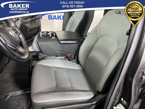 Used 2022 RAM 1500 Big Horn image 18