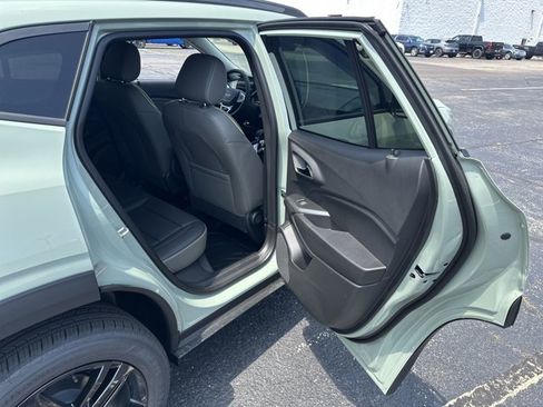 New 2025 Chevrolet Trax ACTIV w/ Driver Confidence Package image 25