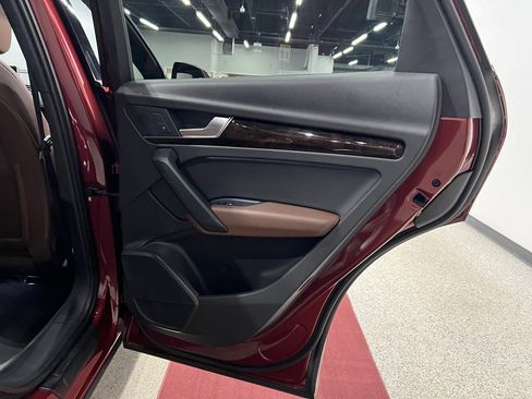 Used 2018 Audi Q5 2.0T Premium image 21