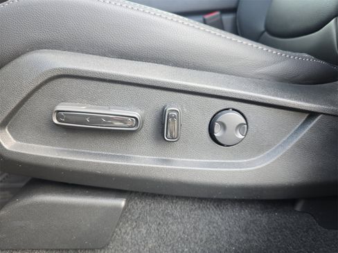 Certified 2025 Honda Pilot EX-L image 16