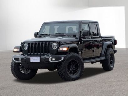 Used 2022 Jeep Gladiator Overland w/ Popular Equipment Package