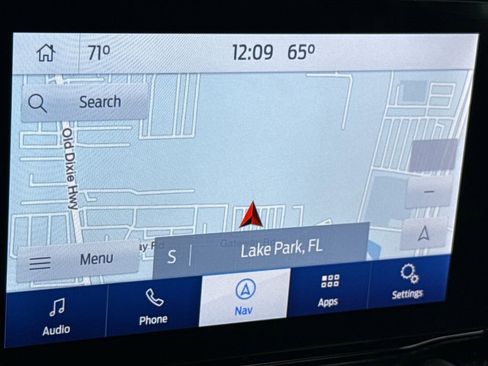 Used 2021 Ford EcoSport SE w/ SE Convenience Package image 18