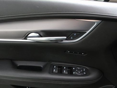 Used 2022 Cadillac XT6 Luxury image 24