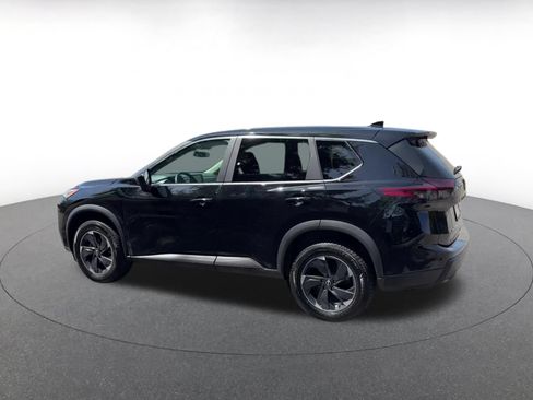 Used 2025 Nissan Rogue SV AWD/4WD image 10