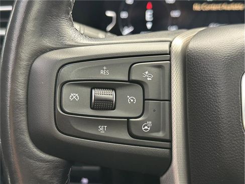 Used 2022 GMC Yukon Denali w/ Denali Ultimate Package image 18