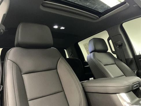 New 2026 GMC Sierra 1500 SLT w/ SLT Premium Package AWD/4WD image 33