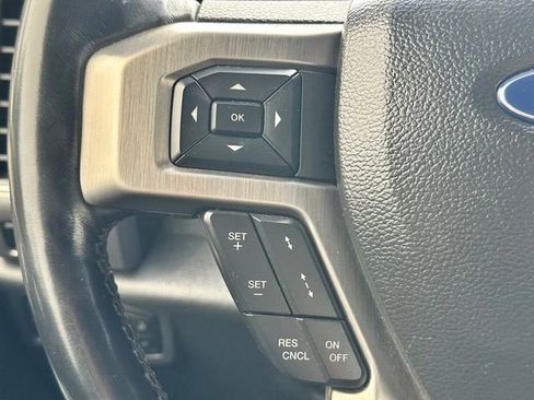 Used 2022 Ford F450 Platinum w/ FX4 Off-Road Package AWD/4WD image 16