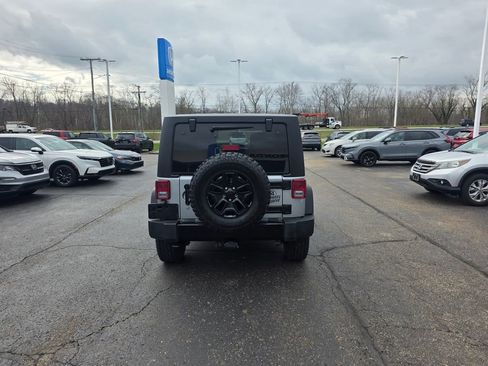 Used 2016 Jeep Wrangler Sport image 4